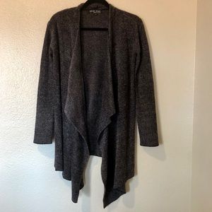 ⬇️$43 Barefoot Dreams Bamboo Chic Cardigan S/M